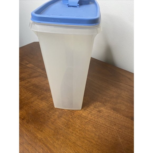 Tupperware Cereal Keeper Blue Lid 13 Cup 469-20 Vintage Pitcher Storage - Picture 4 of 8